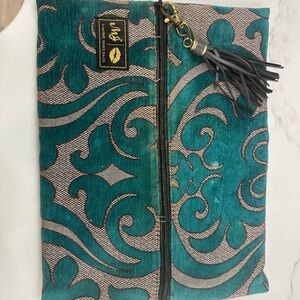 Make Up Junkie cosmetic bag